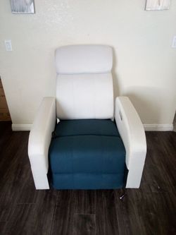 Sofa new $40