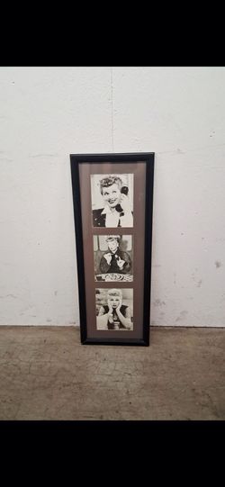I love lucy hanging wall decor pickup 3-8 pm rainbow/charleston cash only moving sale