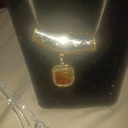 Vintage Metal  Agate Stone Necklace 