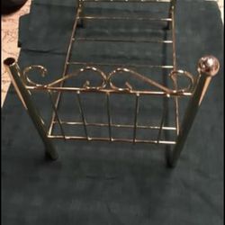 American Girl Doll Brass Bed Pre owned 