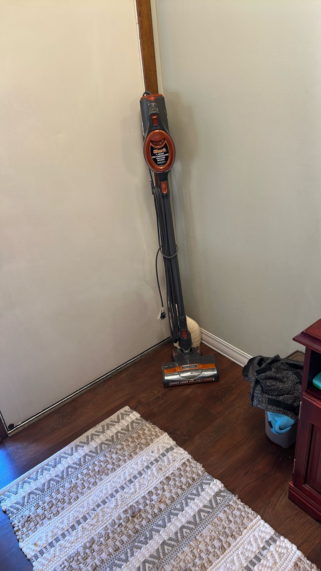 Shark. Rocket Vacuum