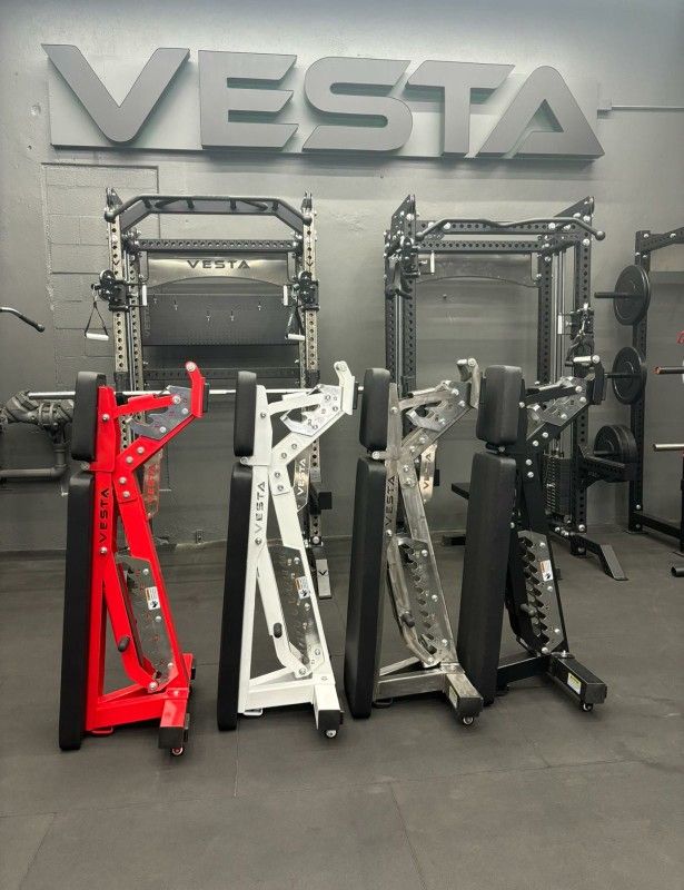 BRAND NEW Adjustable Weight Bench, Incline To Flat, Squat Rack, Bumper Plates, Barbell, Gym Mats Rubber Flooring