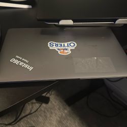 Apple MacBook Air M1 (2020) — Broken Screen — Works Great