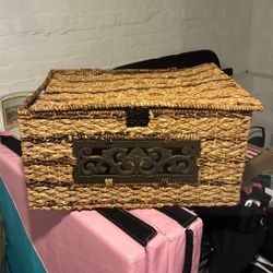 Large Wicker Storage Basket 