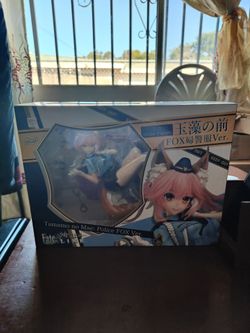 Fate/Extella Tamamo No Mae Police Ver Figure