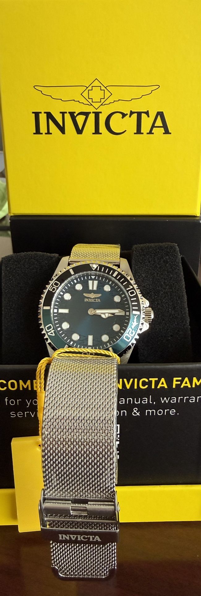 New! Beautiful Invicta Pro Diver 43mm Stainless with Blue Dial