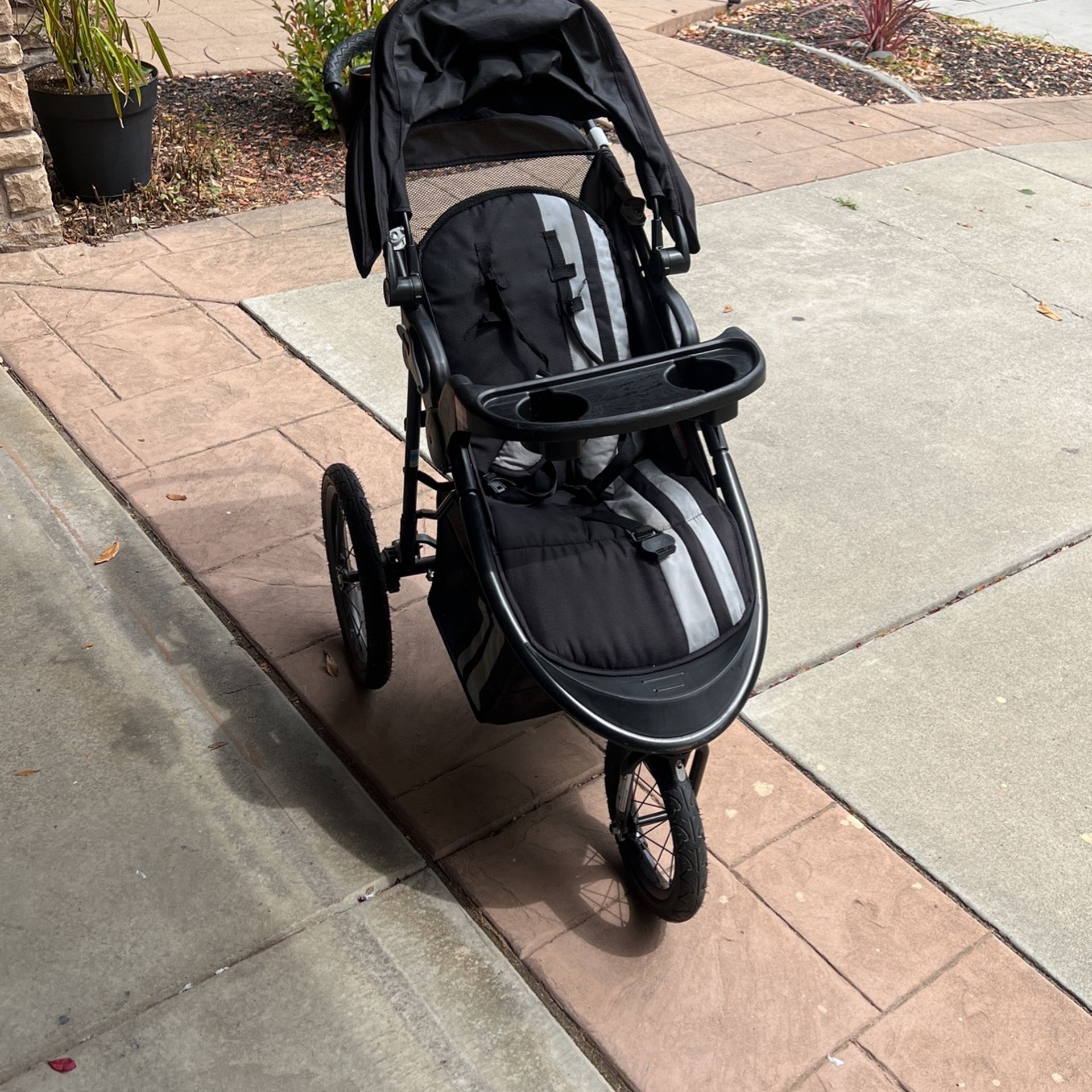 Baby trend stroller