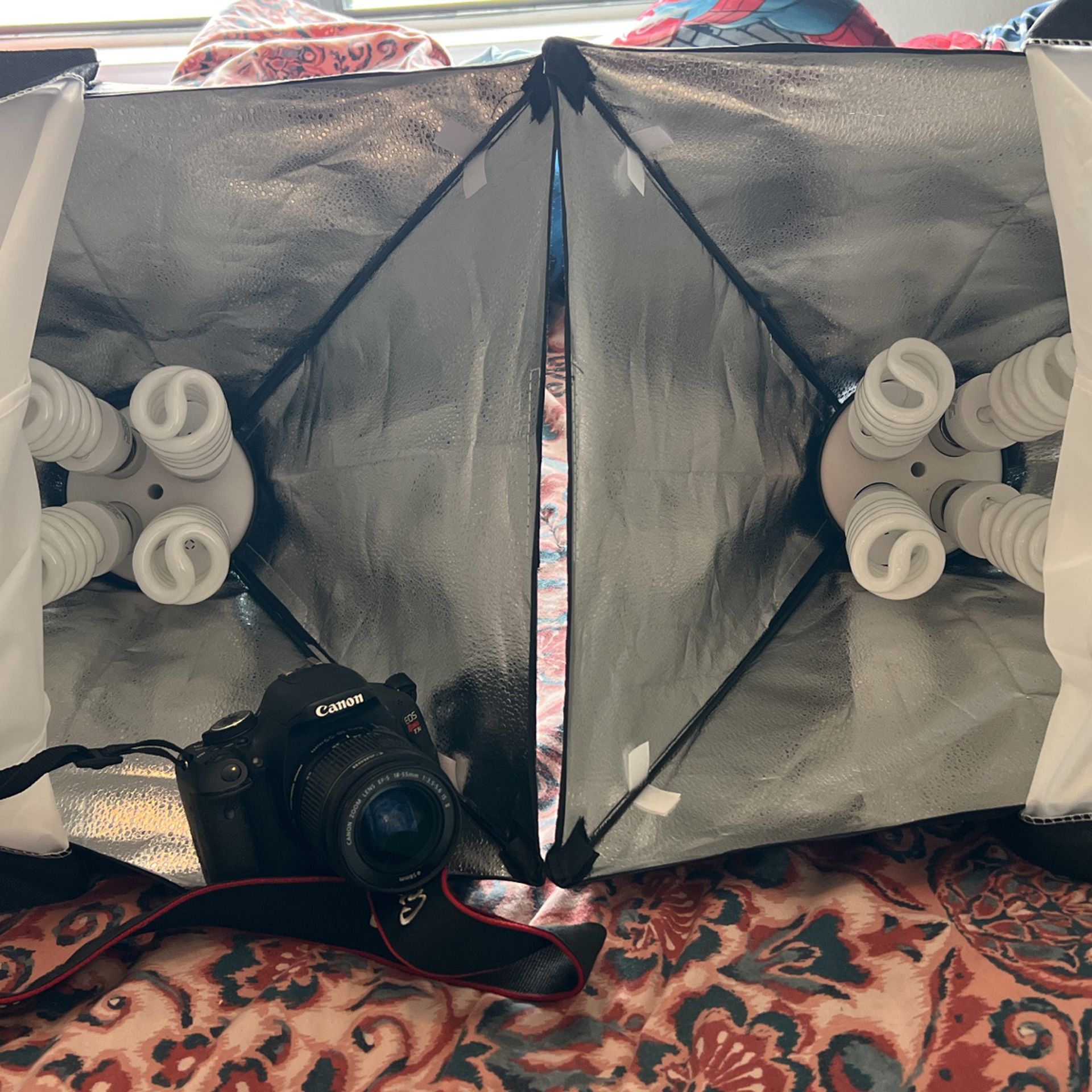 Canon T3i with 2 Light Boxes and 3 Backdrops 