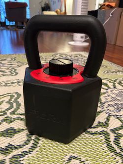 Adjustable kettlebell