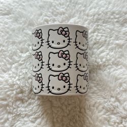 Hello Kitty Candle
