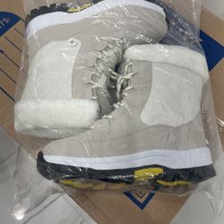 Snow Boots 