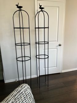 Vegetable or Plant Tower 2 New Outdoor Plastic Vine Towers
