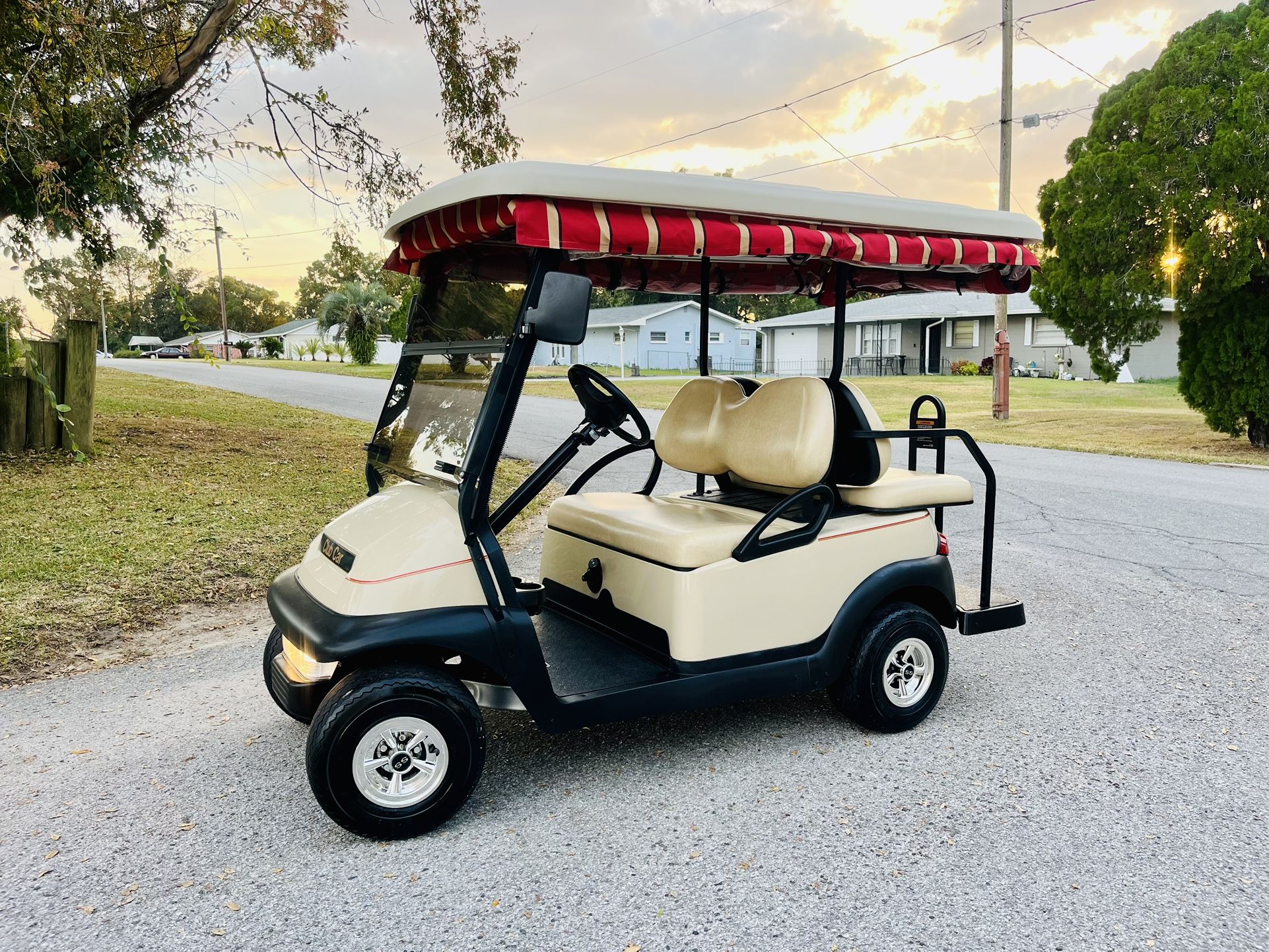 Mint 2018 Club Car Gas EFI 4-Passenger Golf Cart, Can Deliver