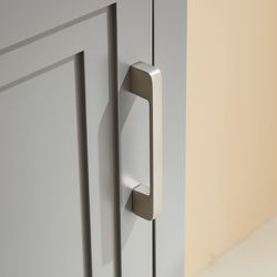 Fully Assembled 18'' Freestanding Single Bathroom Vanity with 2 Handles Sets