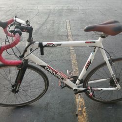 GMC DENALI ROAD BIKE 