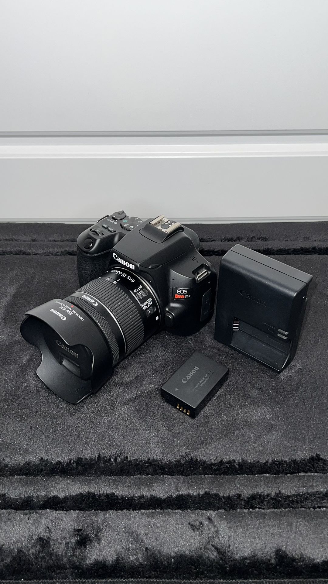 Canon EOS Rebel SL3 Digital SLR Camera + 18-55mm Lens Creator Kit – Like New