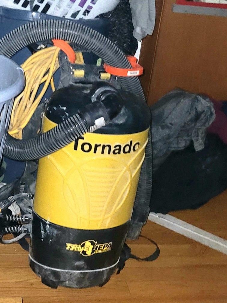 Tornado Back Pack Vacuum With Attachments