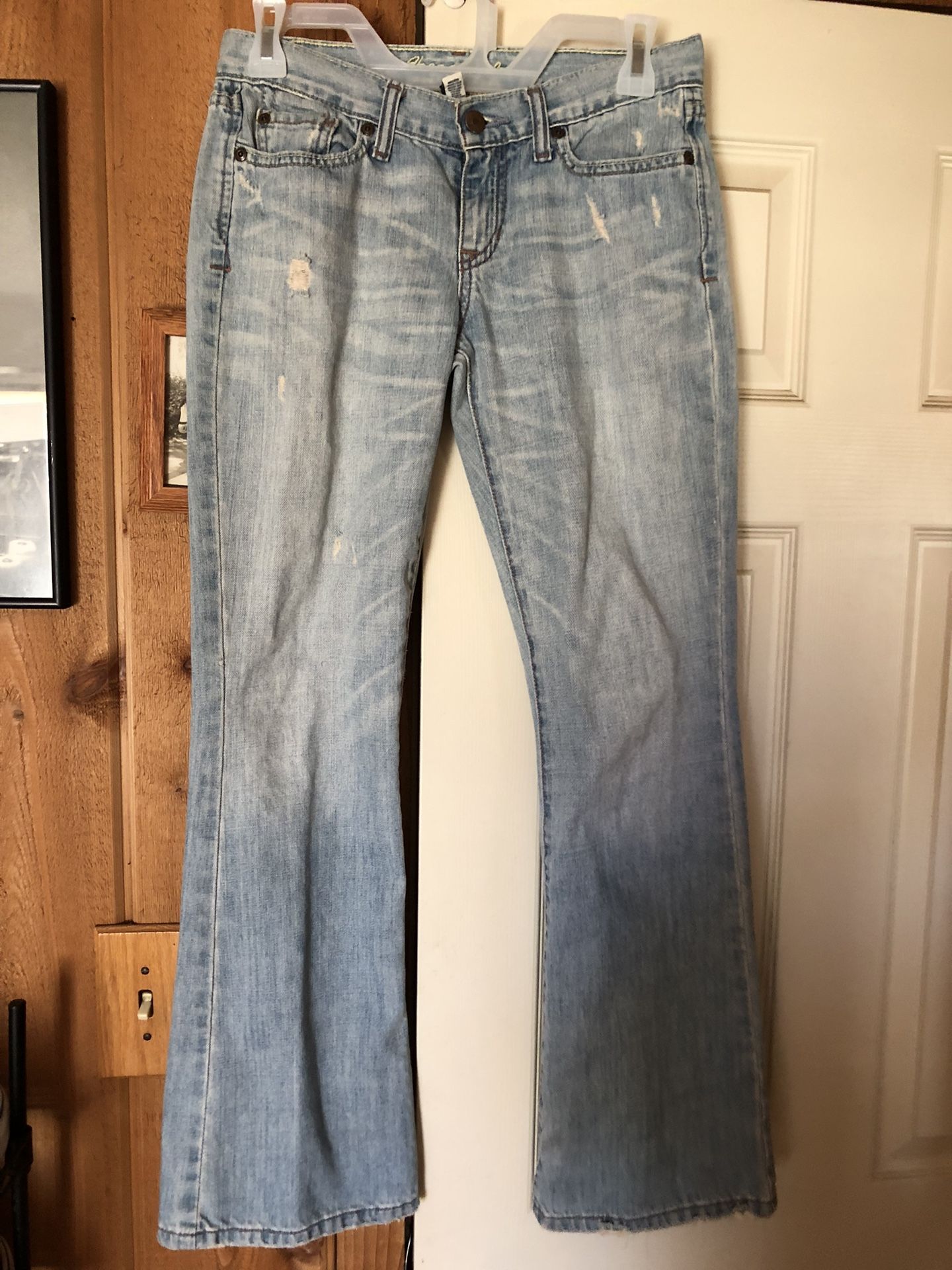 Women’s Abercrombie And Fitch Jeans.