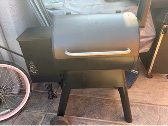 Traeger smoker/grill