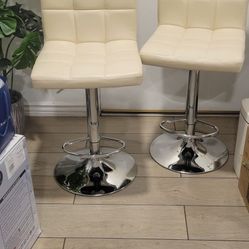Bar Stool Chair  (2) $20  Each 
