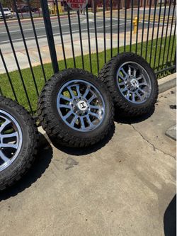 20” rims 8 lug for gmc