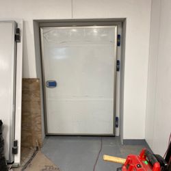 Any Size Walk In Cooler / Freezer. Sliding And Swing Doors