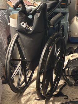 Extra wide DRIVE wheelchair