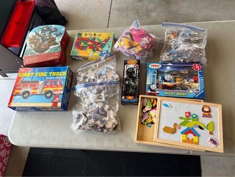 Lot of Kids Puzzles, Floor Puzzles, Frozen, Star Wars, Thomas the Train