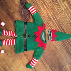 CHRISTMAS ELF FELT WINE BOTTLE CHRISTMAS OUTFIT. 9” x 5”. NEW!!!!