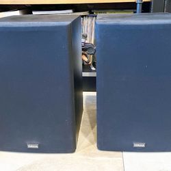 Yamaha Audiophile Bookshelf Speakers, Excellent Condition 