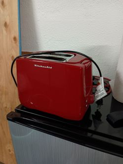 KitchenAid 2-Slice Toaster Red