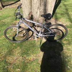 28” Hybrid Bike 