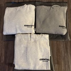 (SIZE XS) $55 FEAR OF GOD ESSENTIALS HOODIE