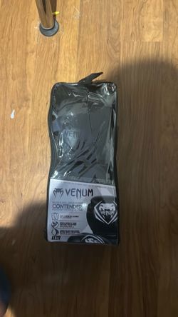 16 oz high quality VENUM contender boxing gloves