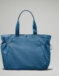 lululemon-side-cinch-shopper-bag-18l