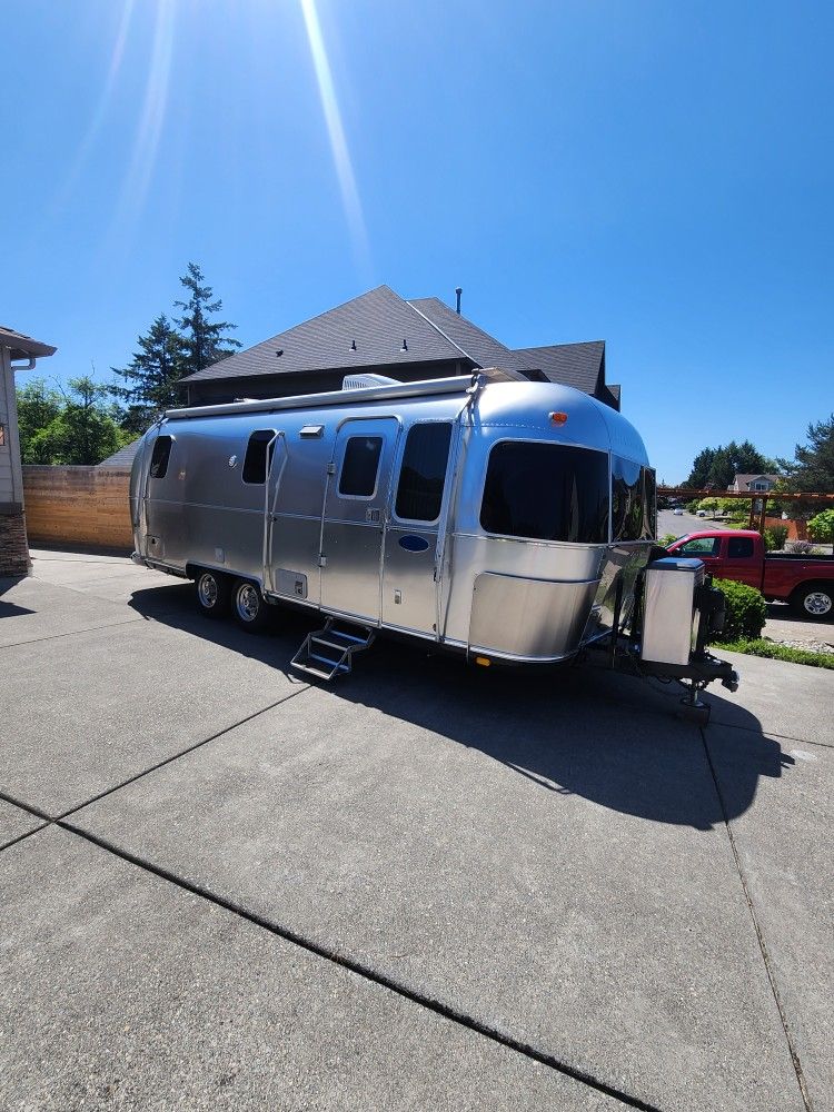 2001 Airstream 25ft Excella