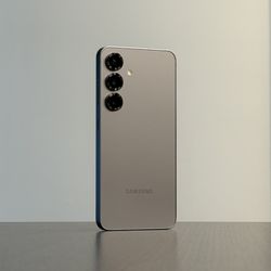 S25 Regular 128GB Unlocked For Sale