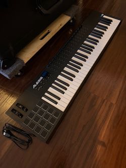 Alesis VI61 USB MIDI Keyboard