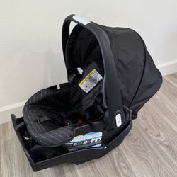 Evenflo Nurture Max Grey Car seat With Base NEW