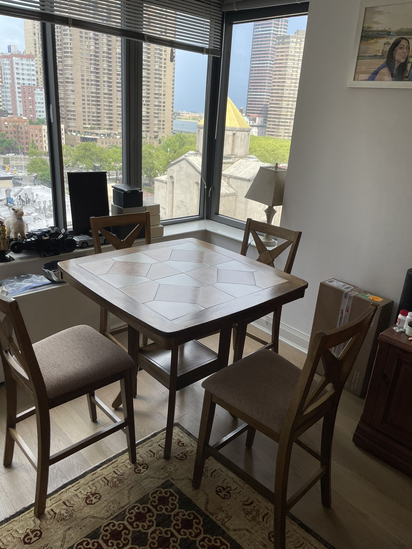 Raymour Flanigan Dining Set