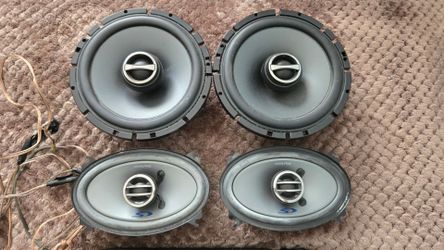 Alpine Speaker and Tweeter set