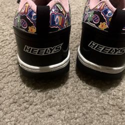2 wheel Heelys 