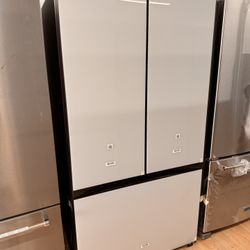 New Samsung Bespoke 36 Inch Counter Depth Smart 3-Door French Door Refrigerator with 24 cu. ft rf24bb620012