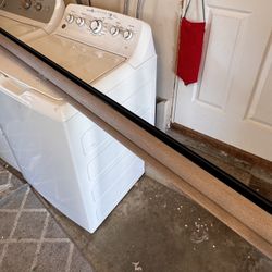 Veneta roller shade
