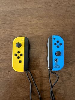 Nintendo Switch Joy-Con Pair Yellow and Blue
