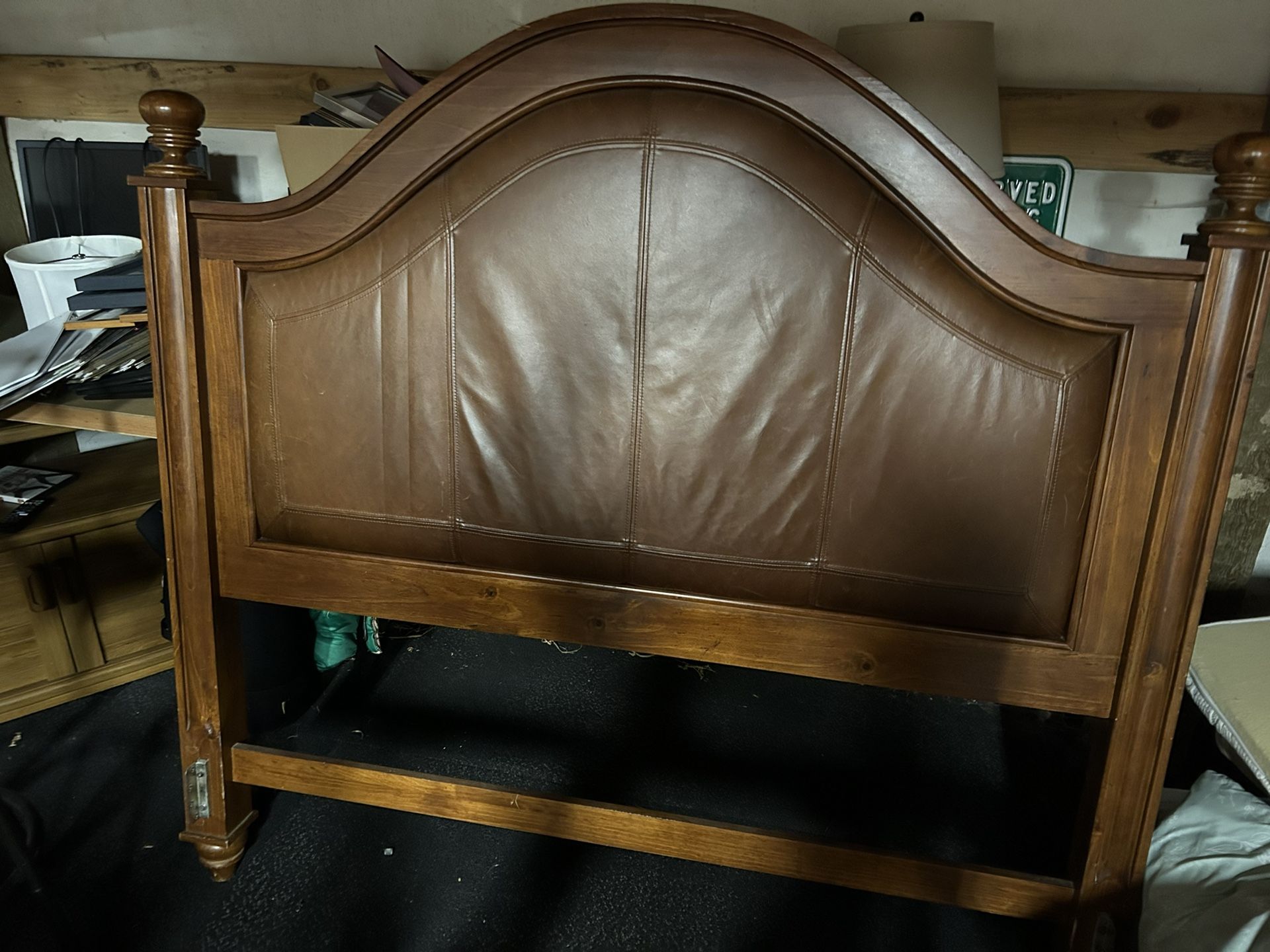 Bedroom Set (queen Size and Full Wood)