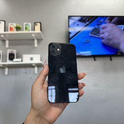 IPhone 12 Unlocked 64gb 