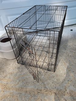 Dog crate plus feeder