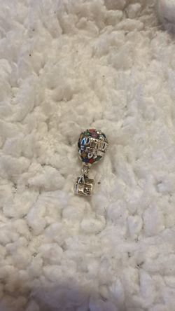 UP DISNEY CHARM 