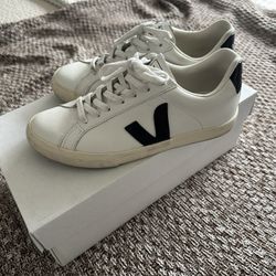 スニーカー VEJA Woman Sneakers White VE3320759 Women's Sneakers and Shoes | VEJA
